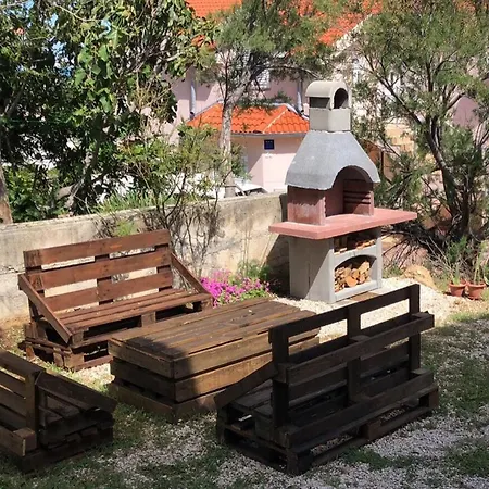 Διαμέρισμα By The Sea Pag - 17357 *