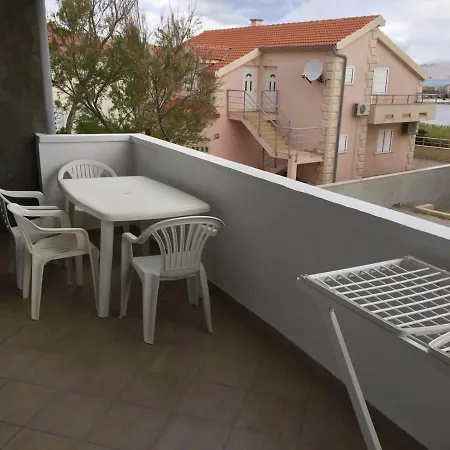 Διαμέρισμα By The Sea Pag - 17357