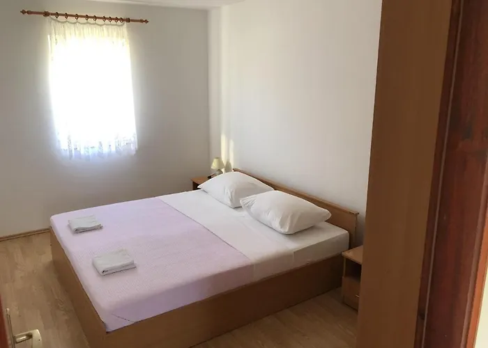 By The Sea Pag - 17357 Apartman *